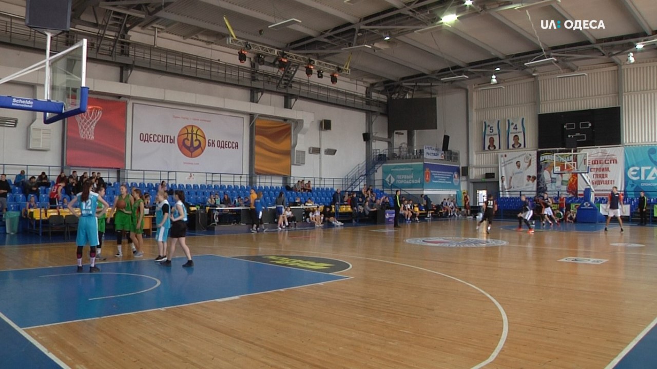 В Одесі стартував студентський чемпіонат з баскетболу